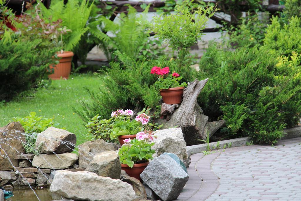 Eco Grill Hotel Restaurant Aquarius Львів Екстер'єр фото