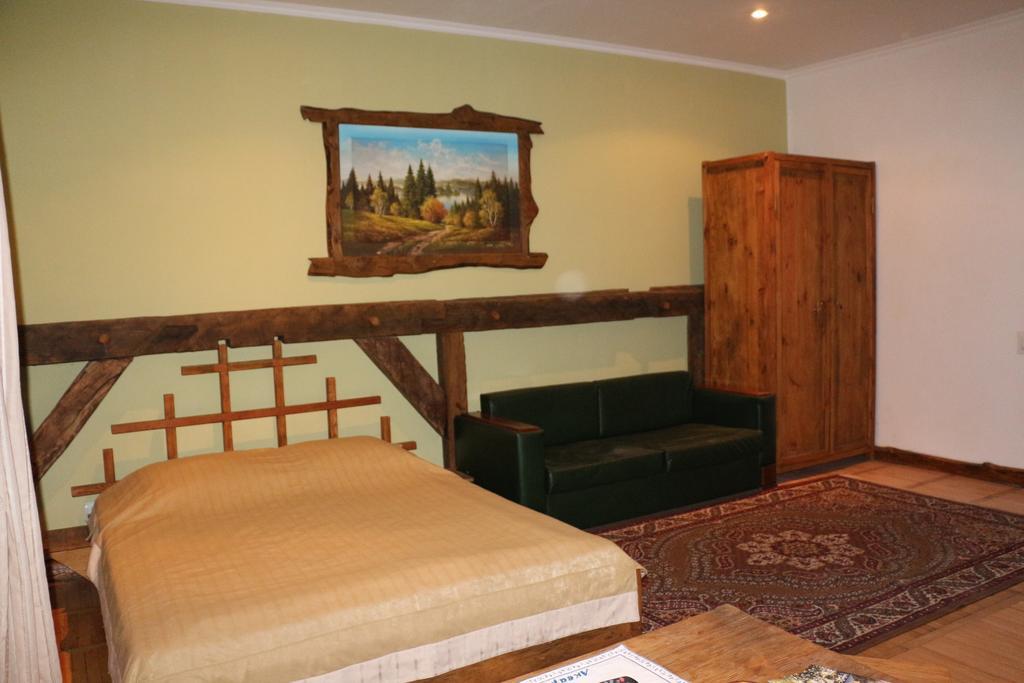Eco Grill Hotel Restaurant Aquarius Львів Номер фото